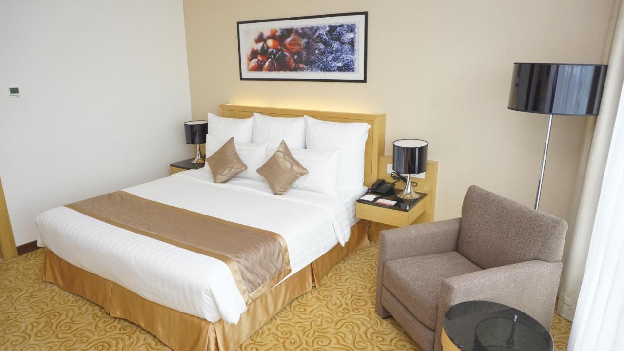 Tenera Hotel บางี ภายนอก รูปภาพ