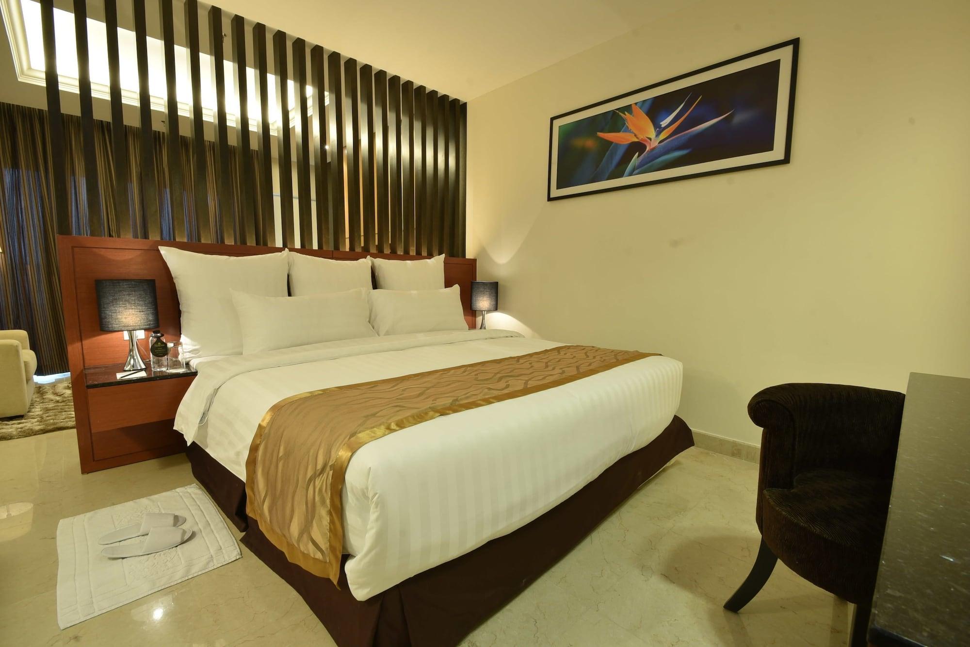 Tenera Hotel บางี ภายนอก รูปภาพ A bedroom at the hotel