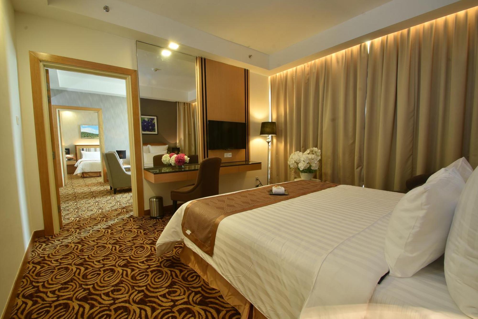 Tenera Hotel บางี ภายนอก รูปภาพ